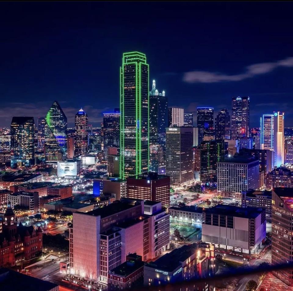 Dallas skyline at night